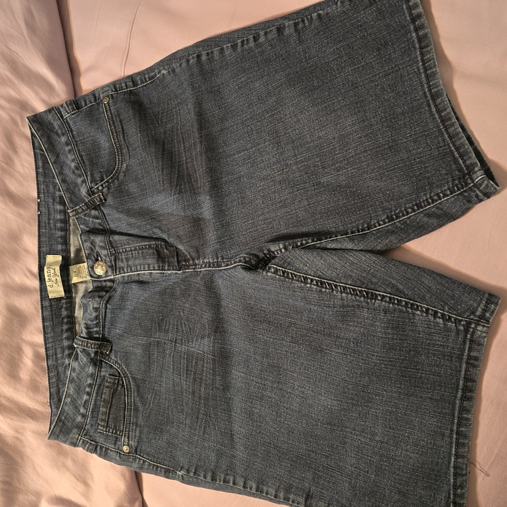 Classic High-Rise Women’s Denim Shorts - Blue